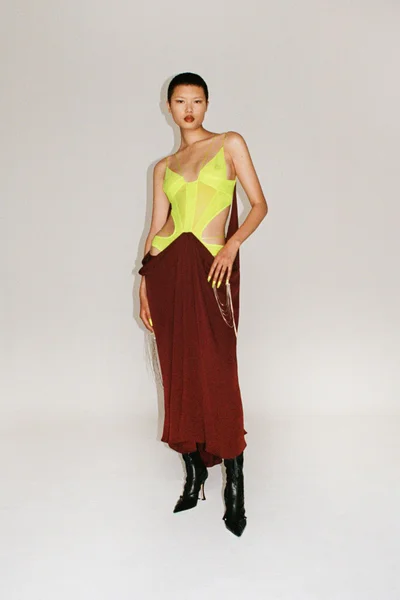 Look 19